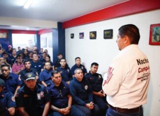 Corresponder a los bomberos su gran aportación a Uruapan: Nacho Campos