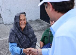 En el Sur de Morelia, construirá Alfonso una Clínica Municipal, nuevo andador y mejores vialidades