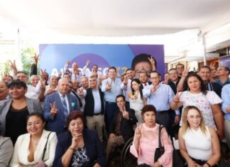 RECONOCEN LÍDERES EMPRESARIALES Y SOCIALES EL TRABAJO DE ALFONSO