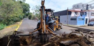 OOAPAS repara fuga en línea de distribución que abastece a 9 colonias