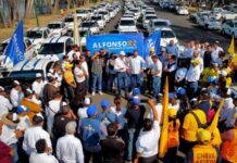Respaldan 13 organizaciones de taxistas a Alfonso Martínez