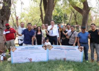 Candidatos firman 9 compromisos con defensores de los derechos de los animales