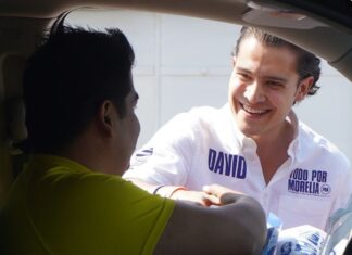 Ordena INE a David Cortés eliminar propaganda con niñas