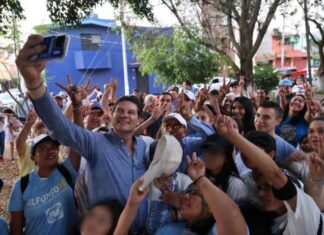 Comerciantes de Villa Universidad apoyan a Alfonso para que multiplique la seguridad en Morelia