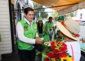 Con más de 20 puntos, arrasa Ernesto Núñez en encuestas por el Distrito 8
