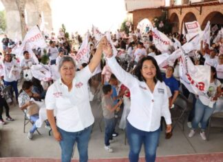 Las mujeres de Coeneo están con Erendira Isauro