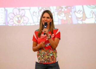 ACOMPAÑAREMOS A LAS ESCUELAS PARA QUE NINGÚN NIÑO QUEDE SIN APOYO EDUCATIVO: DANIELA DE LOS SANTOS