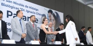 Médicos y médicas de calidad egresan de las aulas de la UMSNH: Rectora