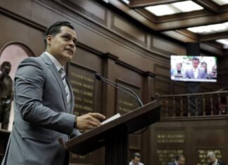 PROPONE CHRISTIAN JARAMILLO PRODUCIR Y DISTRIBUIR LIBROS DE TEXTO EN SISTEMA DE ESCRITURA BRAILLE