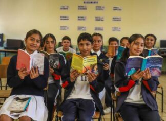 SEE Y SECUM PROMUEVEN LA LECTURA CON PRIMERA FERIA ESCOLAR Y COMUNITARIA