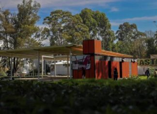 CONSTRUYÓ GOBIERNO DE MICHOACÁN CAFETERÍA Y EDIFICIO MÚLTIPLE EN CU