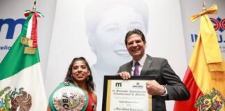 RECONOCE ALFONSO MARTÍNEZ A LA BOXEADORA SOL VARGAS