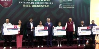 En simultáneo, arranca entrega de credenciales IMSS Bienestar