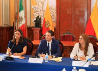 Instala Alfonso Martínez Comisión de Entrega-Recepción en Morelia