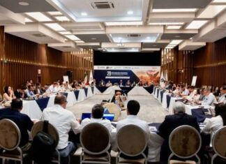 Preside Gladyz Butanda Encuentro Nacional de Autoridades de Movilidad