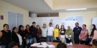 Gobierno de Morelia entrega apoyos económicos a comerciantes del mercado Independencia