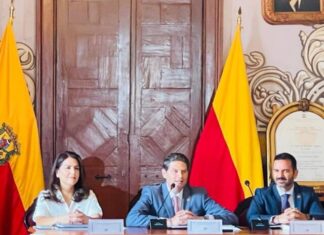 PRESENTA ALFONSO MARTÍNEZ SU 3ER INFORME DE GOBIERNO