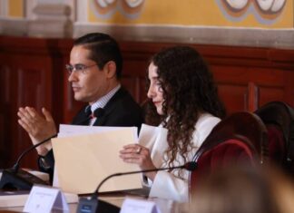 NO ES VÁLIDO NI LEGÍTIMO OBSTACULIZAR O RESTRINGIR RECURSOS PÚBLICOS PARA LA EJECUCIÓN DE OBRAS: REGIDORA DE MORENA