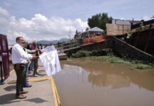 Arranca Bedolla rehabilitación del muelle general del lago de Pátzcuaro