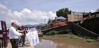 Arranca Bedolla rehabilitación del muelle general del lago de Pátzcuaro