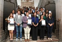 Rinden protestas integrantes del Cabildo Juvenil 2024