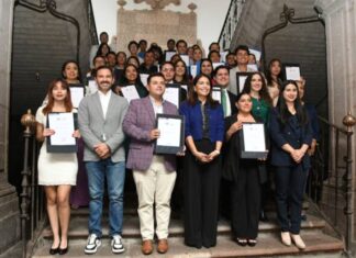 Rinden protestas integrantes del Cabildo Juvenil 2024