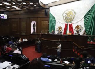 DIPUTADOS APRUEBAN QUE 3ER. INFORME DEL TITULAR DEL PODER EJECUTIVO SEA EN EL ESTADIO MORELOS