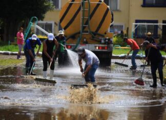MANTIENE AYUNTAMIENTO LIMPIEZA INTEGRAL EN HACIENDA TINÍJARO