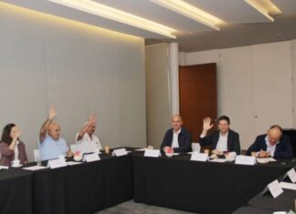 DESIGNA JUNTA DE GOBIERNO A ADOLFO TORRES, COMO NUEVO DIRECTOR GENERAL DEL OOAPAS