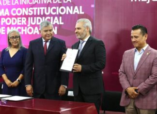 ENTREGA BEDOLLA, INICIATIVA DE REFORMA AL STJEM