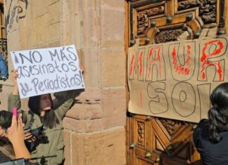 PERIODISTAS EN MORELIA EXIGEN JUSTICIA PARA MAURICIO CRUZ