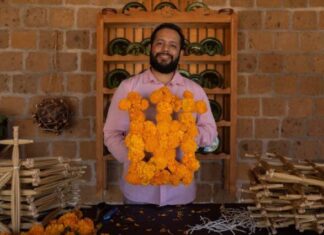 APRENDE A CREAR ARCOS PARA ALTARES DE MUERTO CON FLOR DE CEMPASÚCHIL