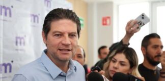 PONCHO SE DESLINDA DE LA RESPONSABILIDAD EN LA ASIGNACIÓN DE SITIOS PARA TAXIS