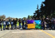 Con bloqueos en distintas carreteras y marchas se moviliza Consejo Supremo Indígena de Michoacán