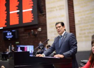 Propone Ernesto Núñez crear base de datos de telefonía celular, en México