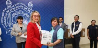 Yarabí Àvila entrega equipo para dignificar áreas de Control Escolar de la UMSNH; se agilizará la atención