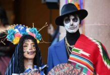 CATRINAS, DANZA DE LOS VIEJITOS, Y MÚSICOS DE MICHOACÁN DESFILAN HOY POR ZACATECAS