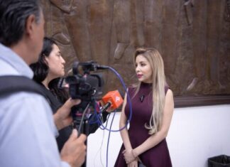 BELINDA HURTADO CELEBRA REFORMA CONSTITUCIONAL A LA UMSNH