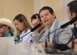 DESDE EL PODER ABSOLUTO ESTÁN COMPRANDO LA JUSTICIA EN MÉXICO: ALFONSO MARTÍNEZ