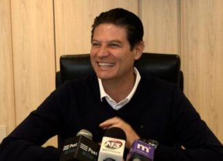 RECONOCE ALFONSO MARTÍNEZ PARTICIPACIÓN DEMOCRÁTICA EN CAPULA