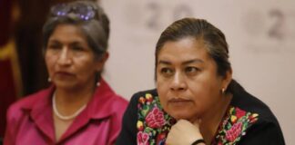 Belinda Iturbide atiende agenda de mujeres médicas