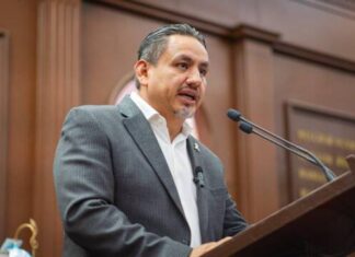 MC en el Congreso respalda a la Universidad Michoacana: Víctor Manríquez