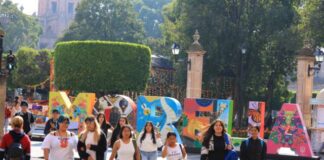 ASIÁTICOS, EUROPEOS Y AMERICANOS DISFRUTAN DE LOS ATRACTIVOS DE MORELIA