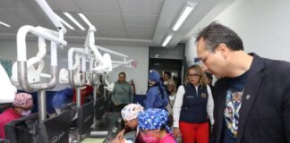 Yarabí Ávila entrega equipamiento a la Facultad de Odontología; se fortalece preparación de las y los estudiantes