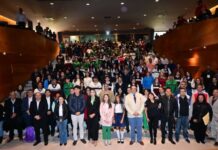 Reconoce Cecytem a más de 100 estudiantes destacados