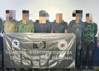 Agentes estatales y federales detienen a 7 personas con armas en Apatzingán