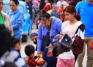 DIF de Morelia lleva alegría y regalos de los Reyes Magos a niñas y niños