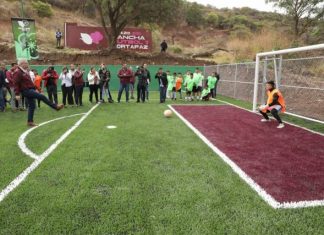 Para la prevención del delito, inaugura Bedolla cancha en Tarímbaro
