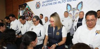 Atletas nicolaitas de alto rendimiento son reconocidos por la administración de Yarabí Ávila
