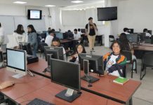 Alumnos del Cecytem se preparan para la Olimpiada Mexicana de Informática